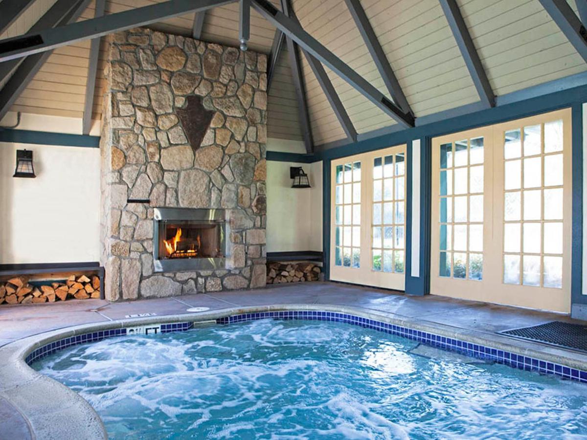 Ucla Lake Arrowhead Lodge Екстериор снимка